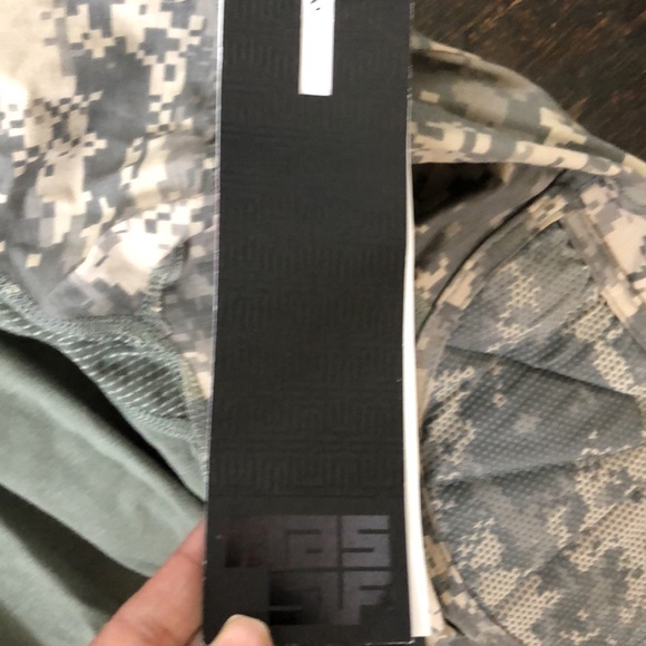 Massif US army combat shirt (ACS ) flame resistant men’s size M NWT - Picture 4 of 6